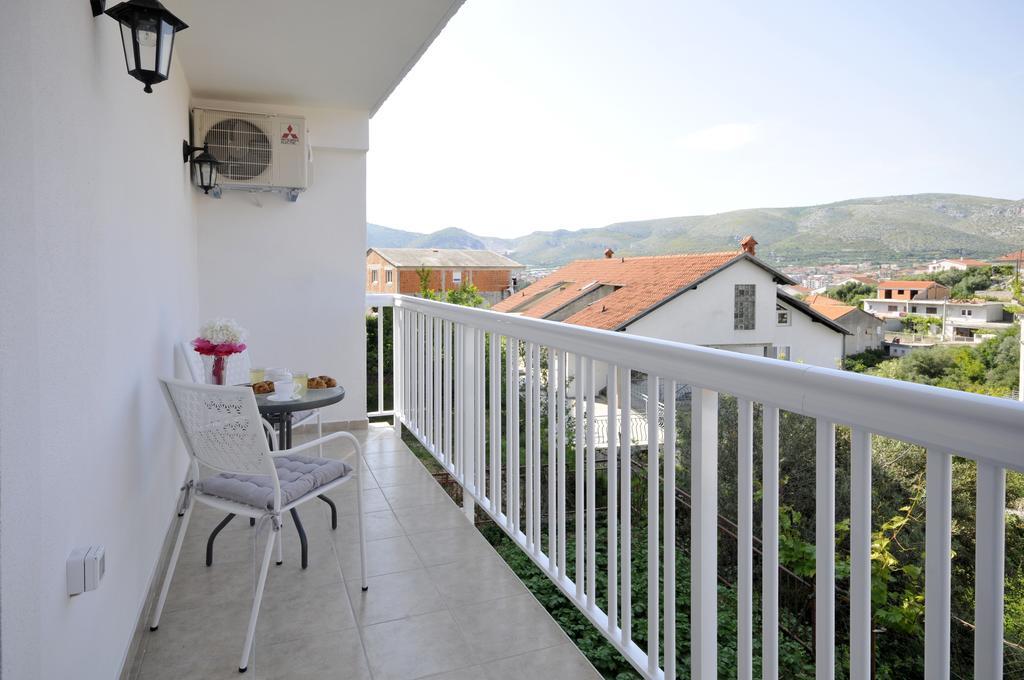 Apartmani Mijatovic Trogir Kültér fotó
